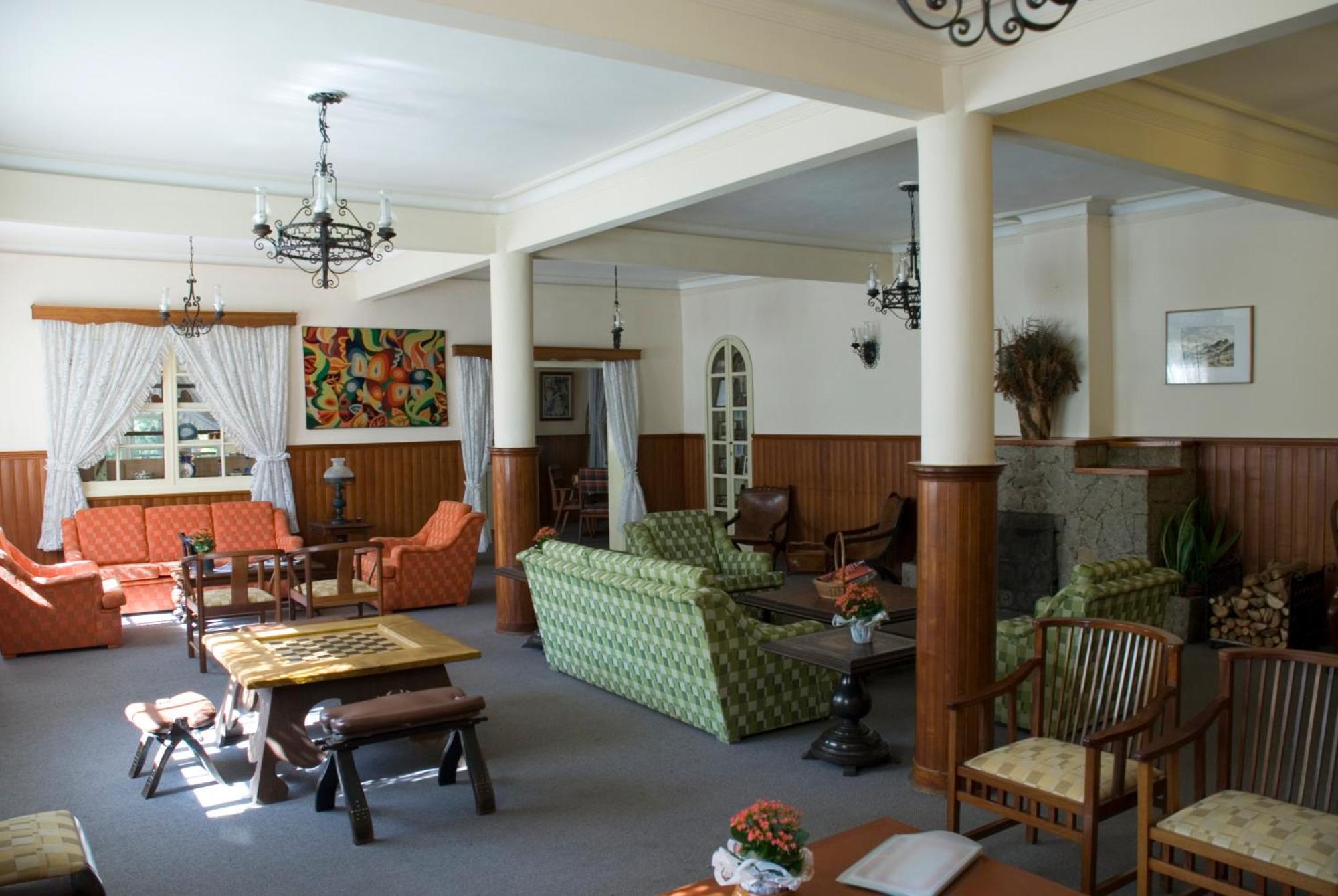 Hotel Bucsky Нова-Фрибургу Экстерьер фото