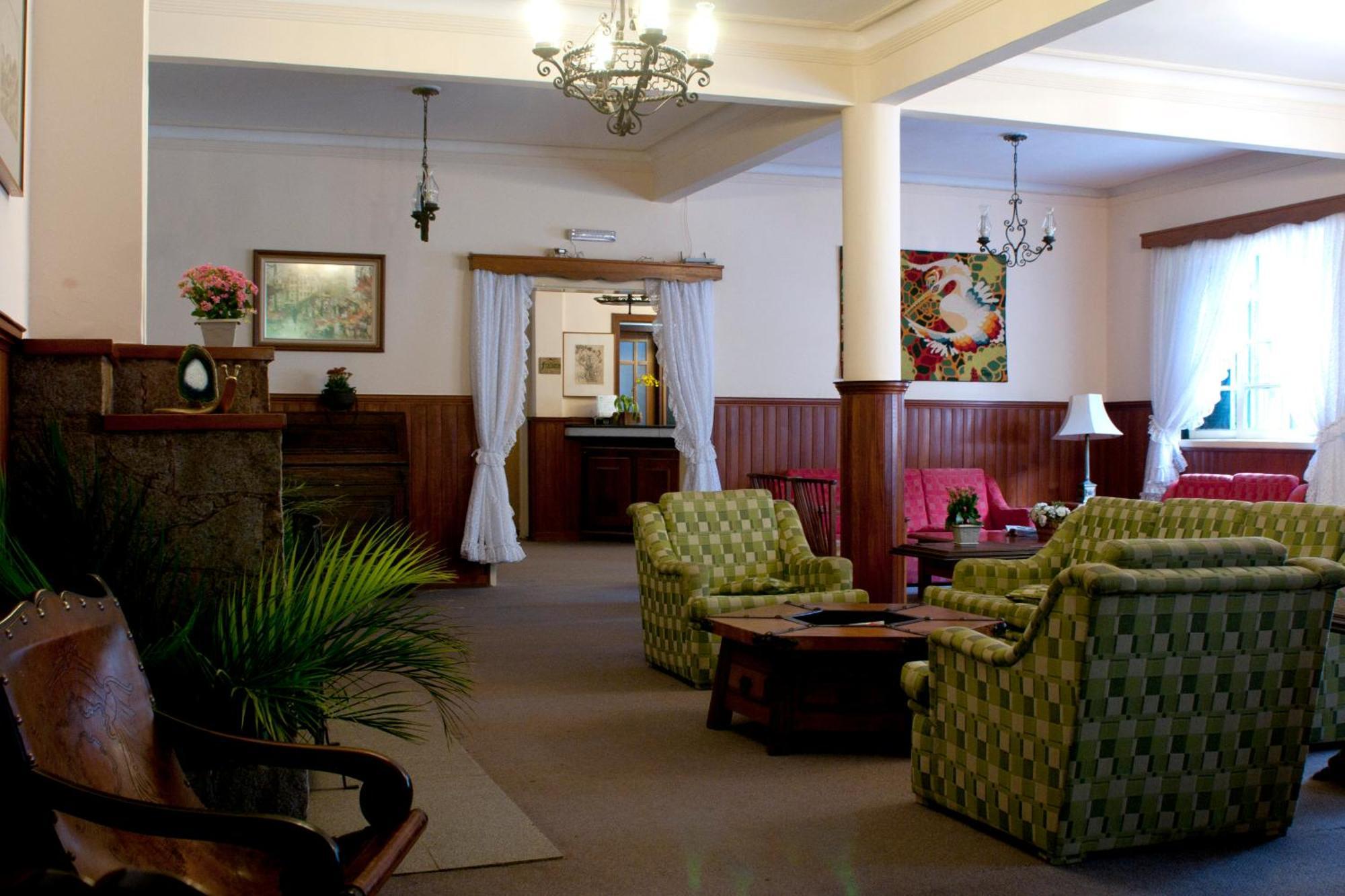 Hotel Bucsky Нова-Фрибургу Экстерьер фото